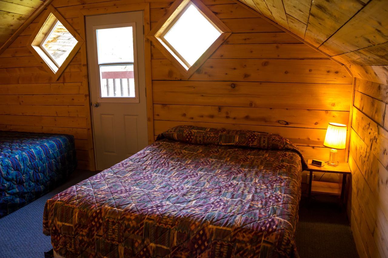 Midnight Sun Log Cabins Moose Pass Екстер'єр фото