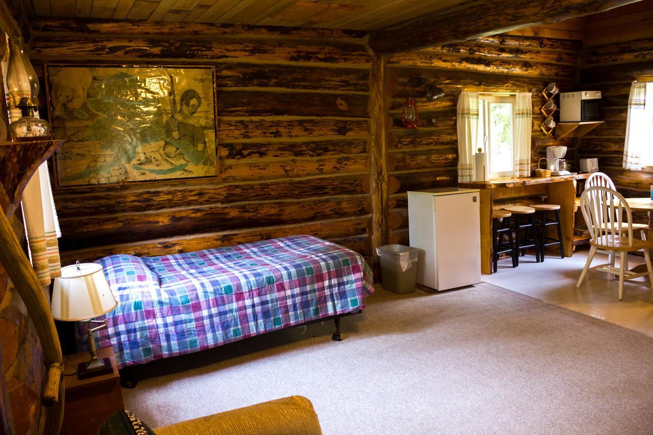 Midnight Sun Log Cabins Moose Pass Екстер'єр фото